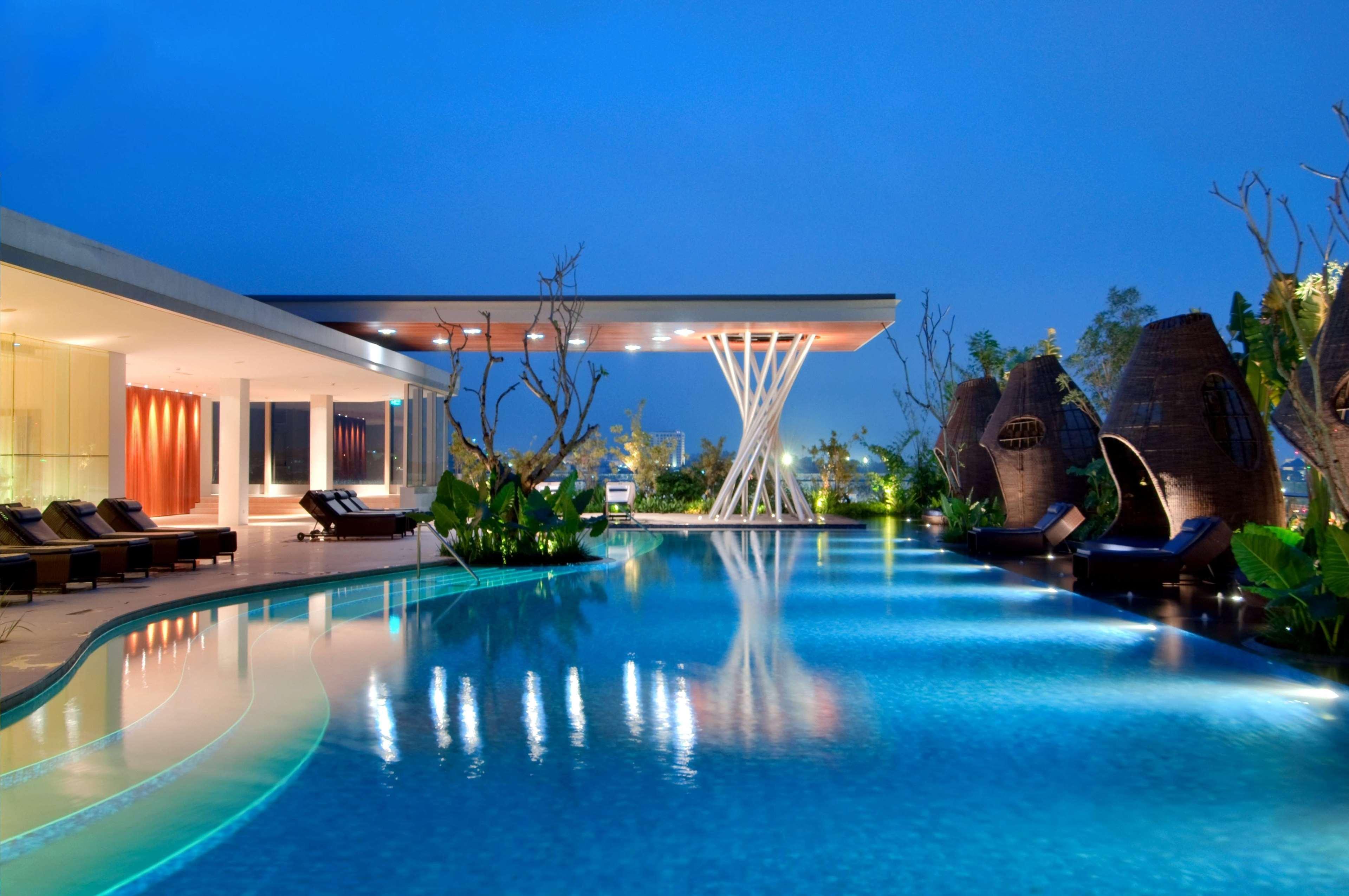 Hilton Bandung Hotel Exterior foto