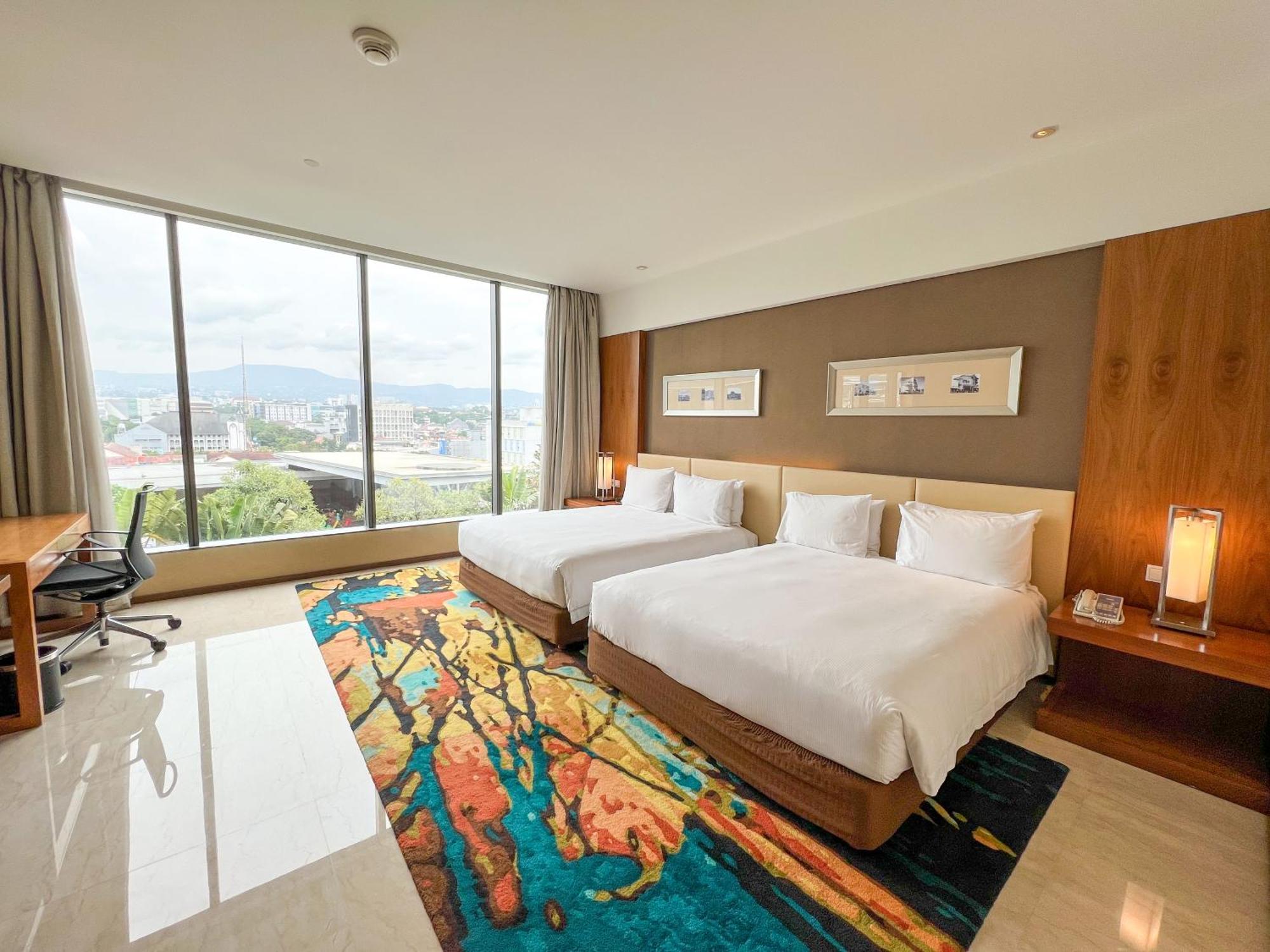 Hilton Bandung Hotel Exterior foto