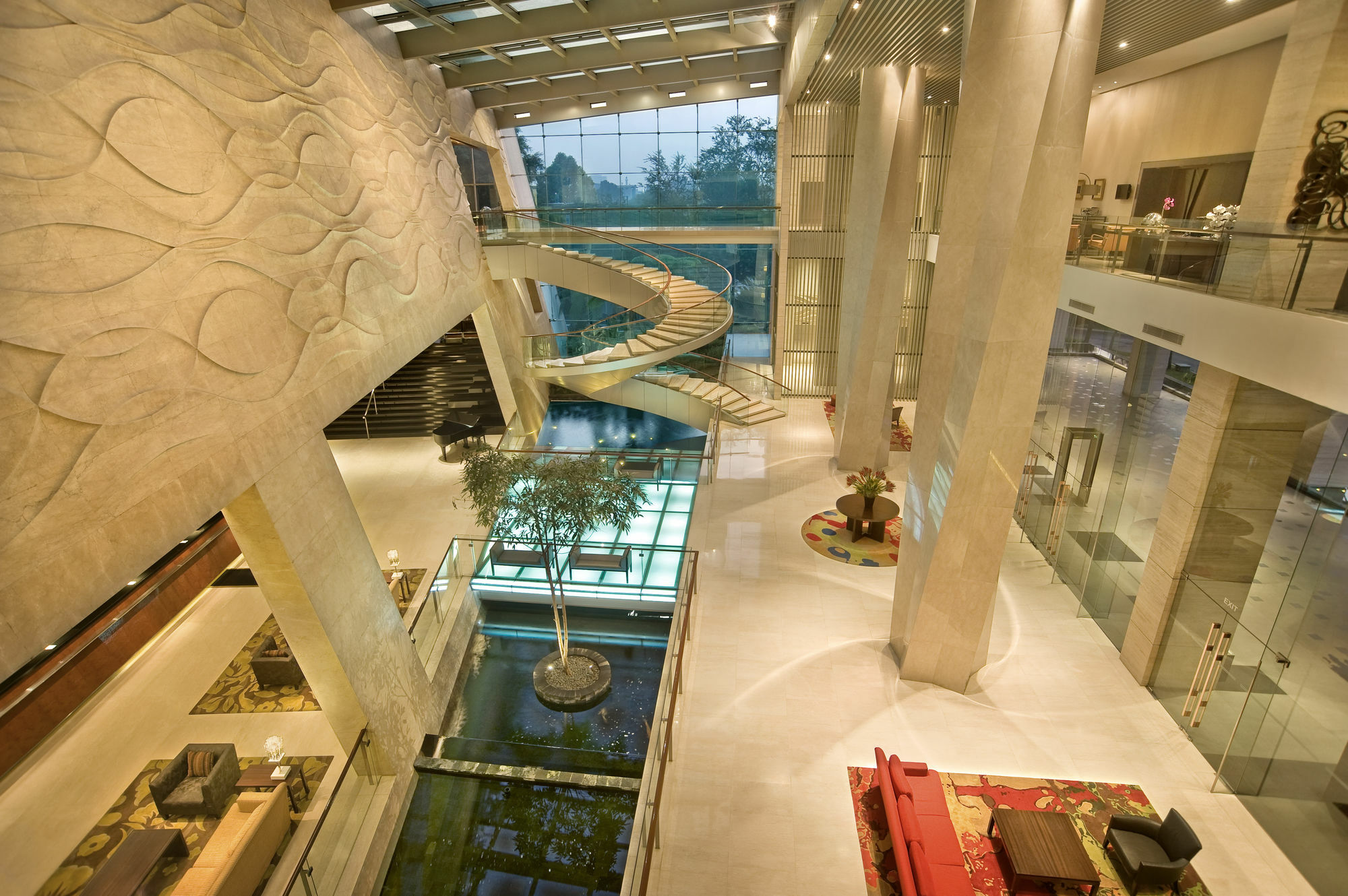 Hilton Bandung Hotel Exterior foto